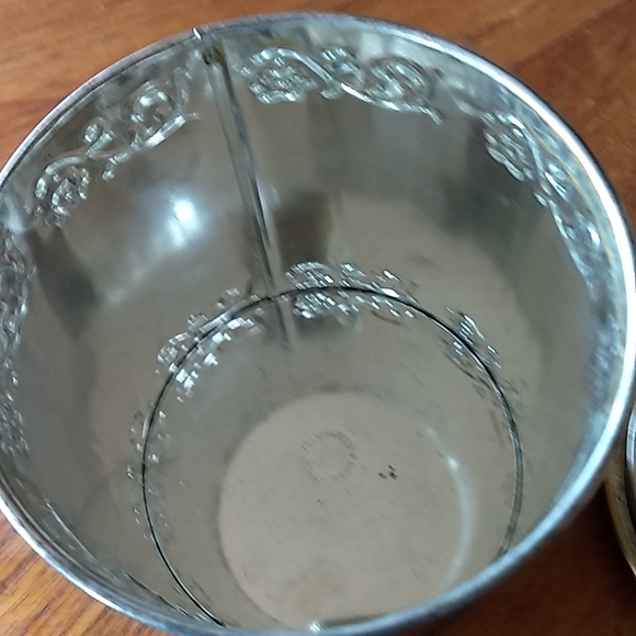 Vintage Candy Tin - Picture 4 of 5